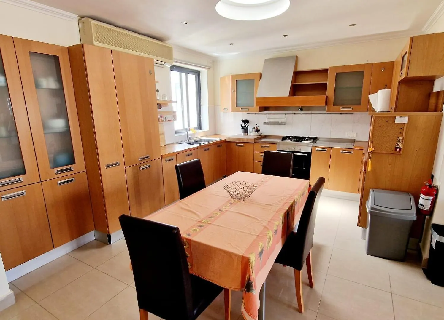 Spacious Central Sliema Penthouse Apartment 0*,  Malta